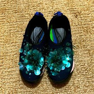 Christian Dior, size 10, blue with floral print